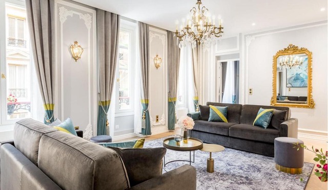 Merveil - Signature Suite - Louvre - Victoria