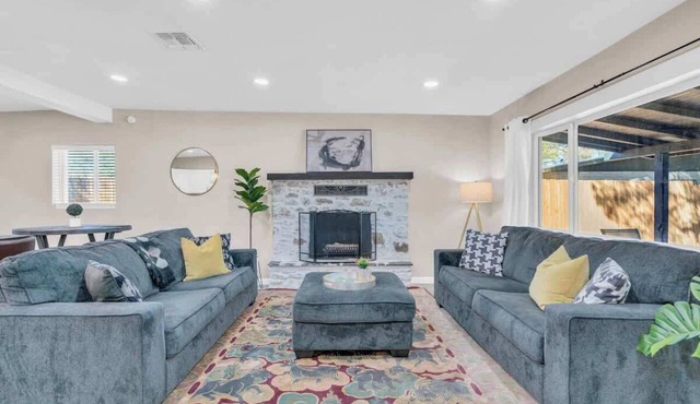 Midtown Cozy Getaway!