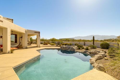 Mtn-View Oasis w/Pool, Spa & Gym in Oro Valley!