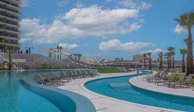 New Beachfront Resort Offering Luxury & Incredible Views