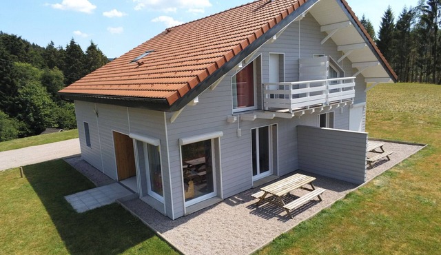 New quiet gîte near Gérardmer with terrace and forest walks