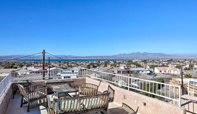 Patio, Rooftop Deck & Mtn Views: Lake Havasu Home!