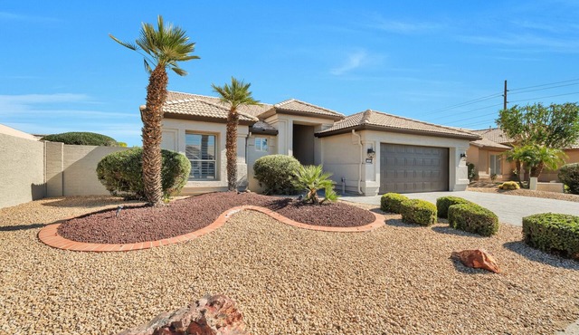 Pebblecreek 55+ Resort. Virtually brand new condition!