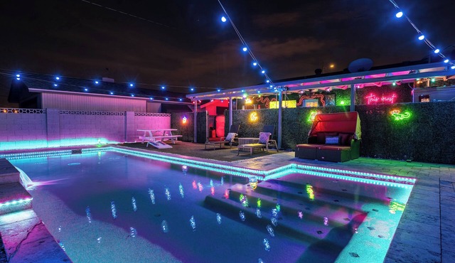 Poolside Nights & Neon Vibes! Scottsdale Escape