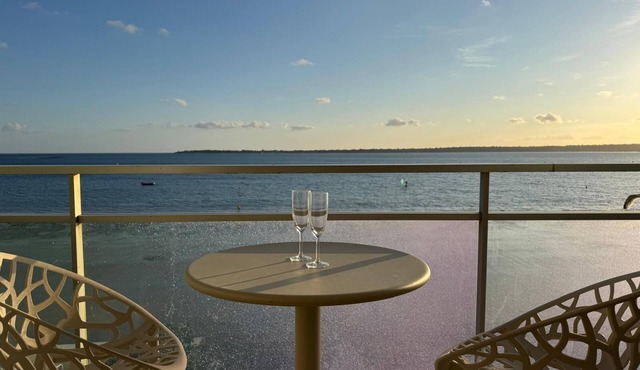 Rêve Bleu – Seafront Studio with Balcony, Concarneau