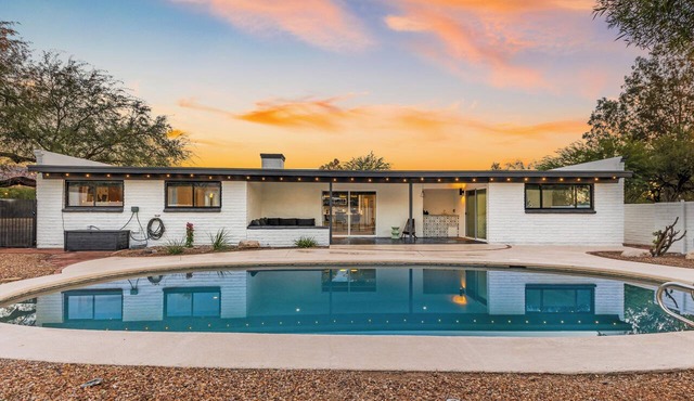 Ride Mt. Lemmon! Private Pool, Hot Tub, Fire Pit, Garage, Near Saguaro