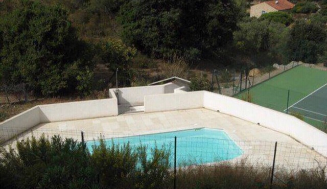 Sea-view accommodation with swimming pool.