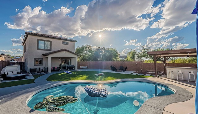 Sonoran serenity stay. "Heated pool"