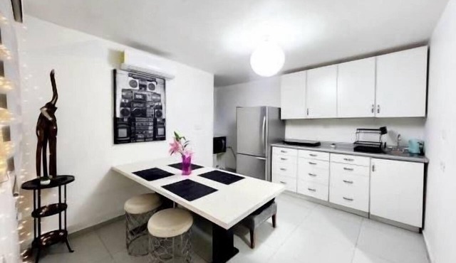 Spacious first floor apartment, CAS, Centenario, C3, Cima, Oncologico.