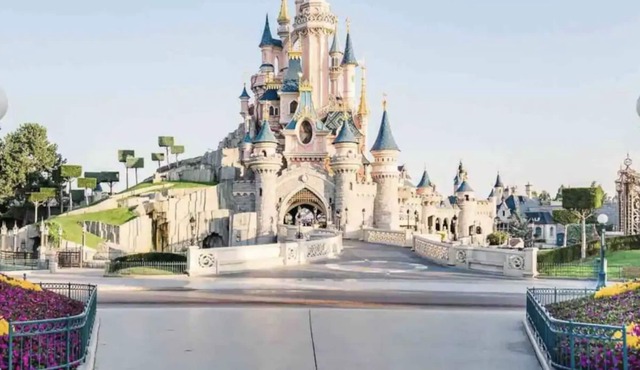 Studio en Bois Blanc, Proche Disneyland