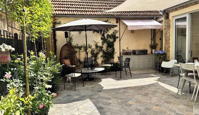 Townhouse in the heart of Versailles