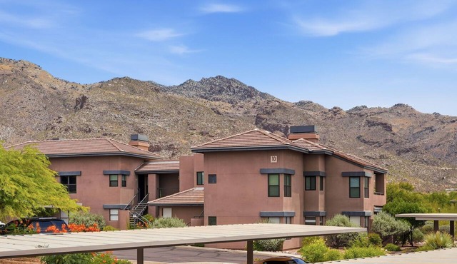 Ventana Canyon Charm - Golf and Mountain Views