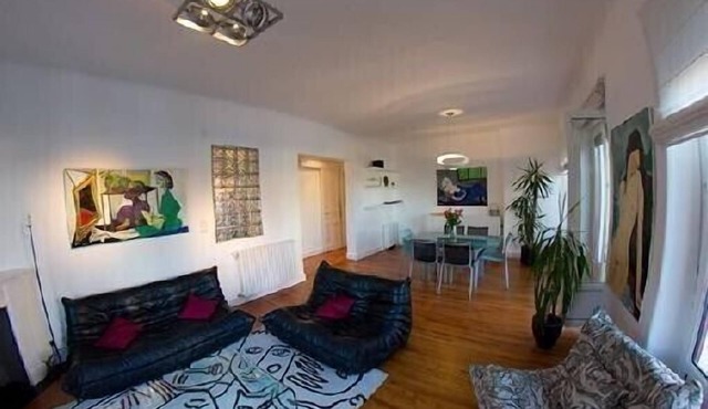 Very nice flat, fully renovated, in the heart of the historic part of the city