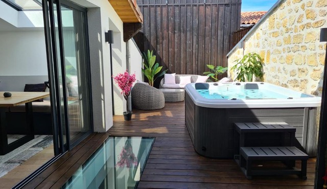 Villa Rousseau - Jacuzzi & Cinema dans Bordeaux