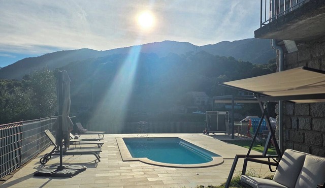 Village House with Heated Pool: Casa Santa