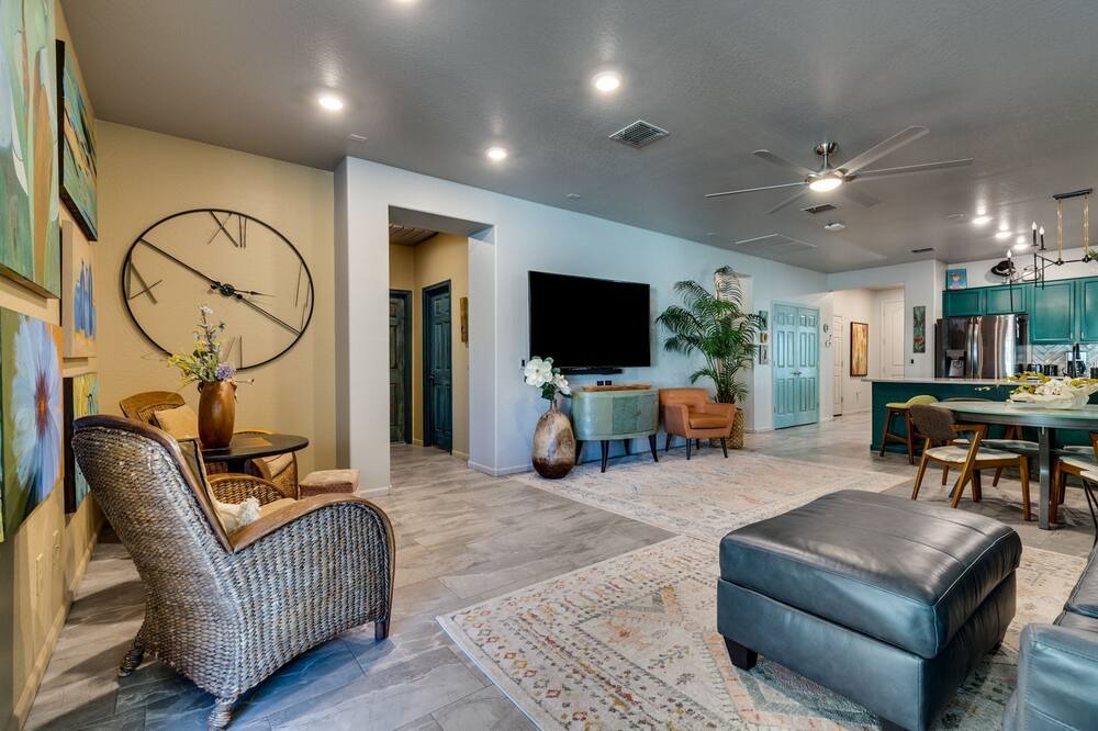 Photo of Livingroom in Montecito in Estrella