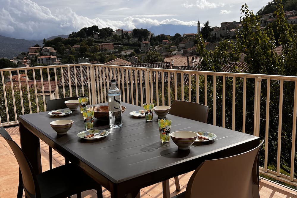 Photo of Outdoor in Levie