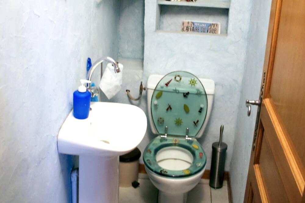 Photo of Bathroom in Sartene