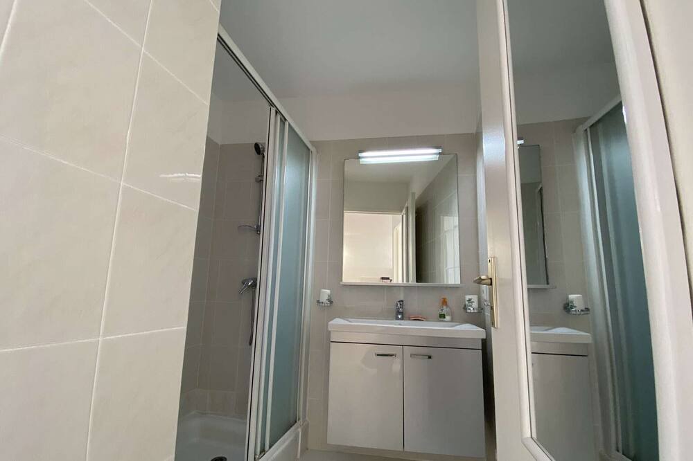 Photo of Bathroom in Porticcio