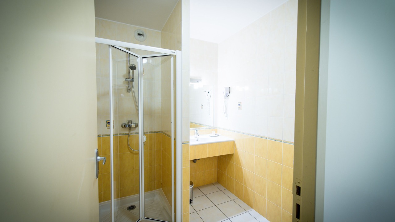 Photo of Bathroom in Saint-Geniez-d'Olt