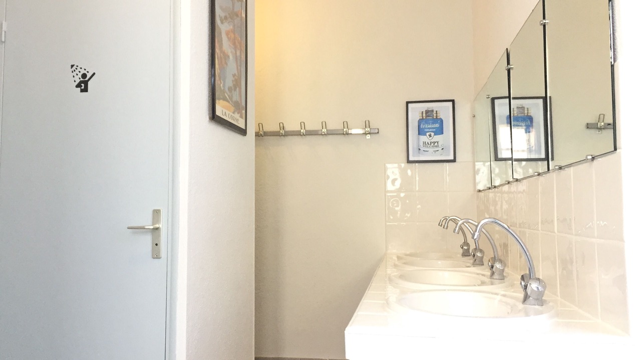 Photo of Bathroom in Olivese