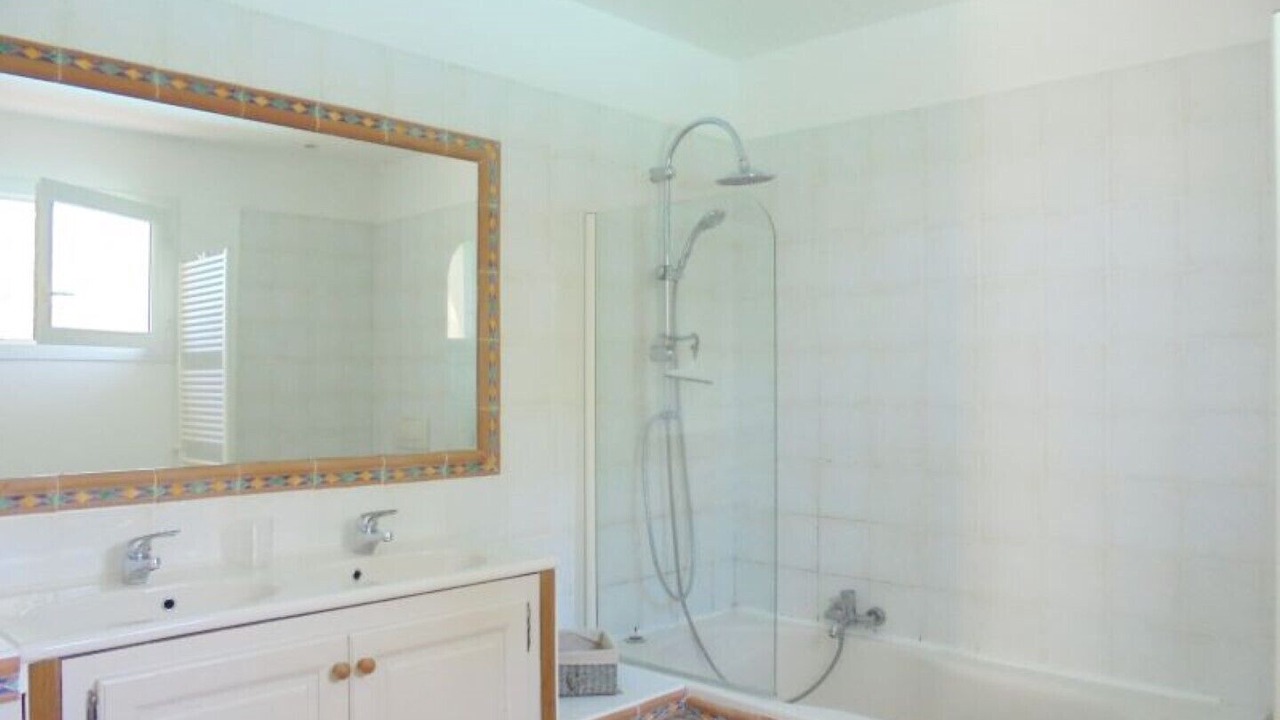 Photo of Bathroom in Molini