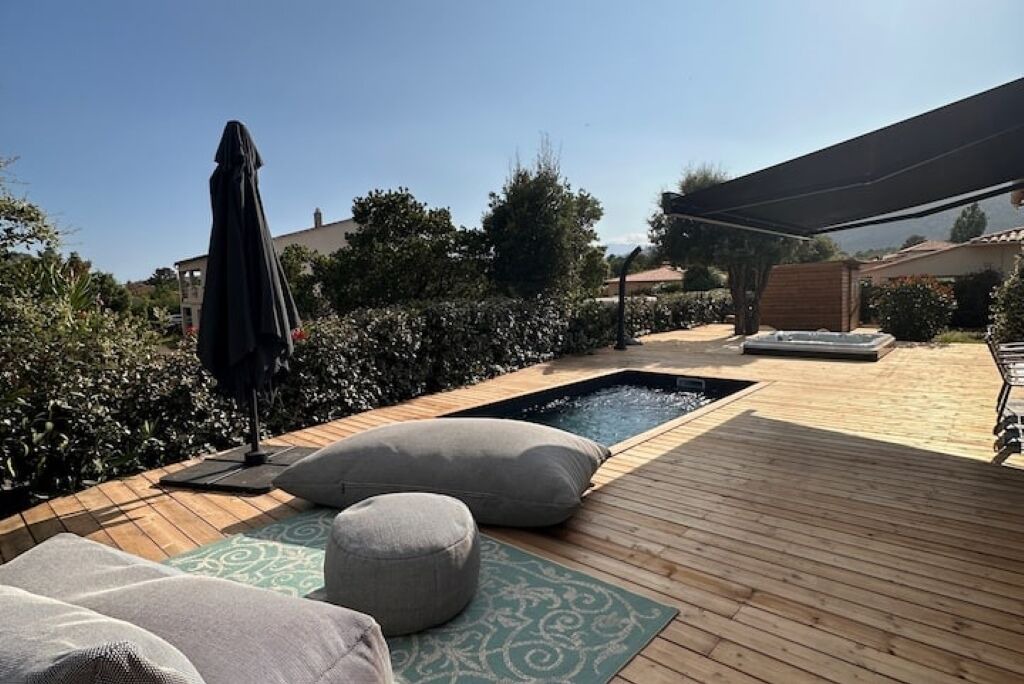 Photo of Outdoor in Levie