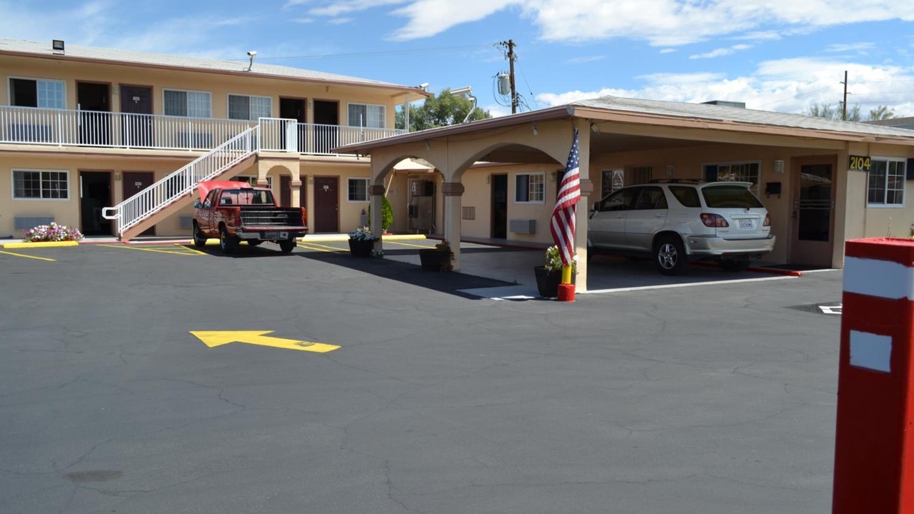 Photo of Outdoor in Needles