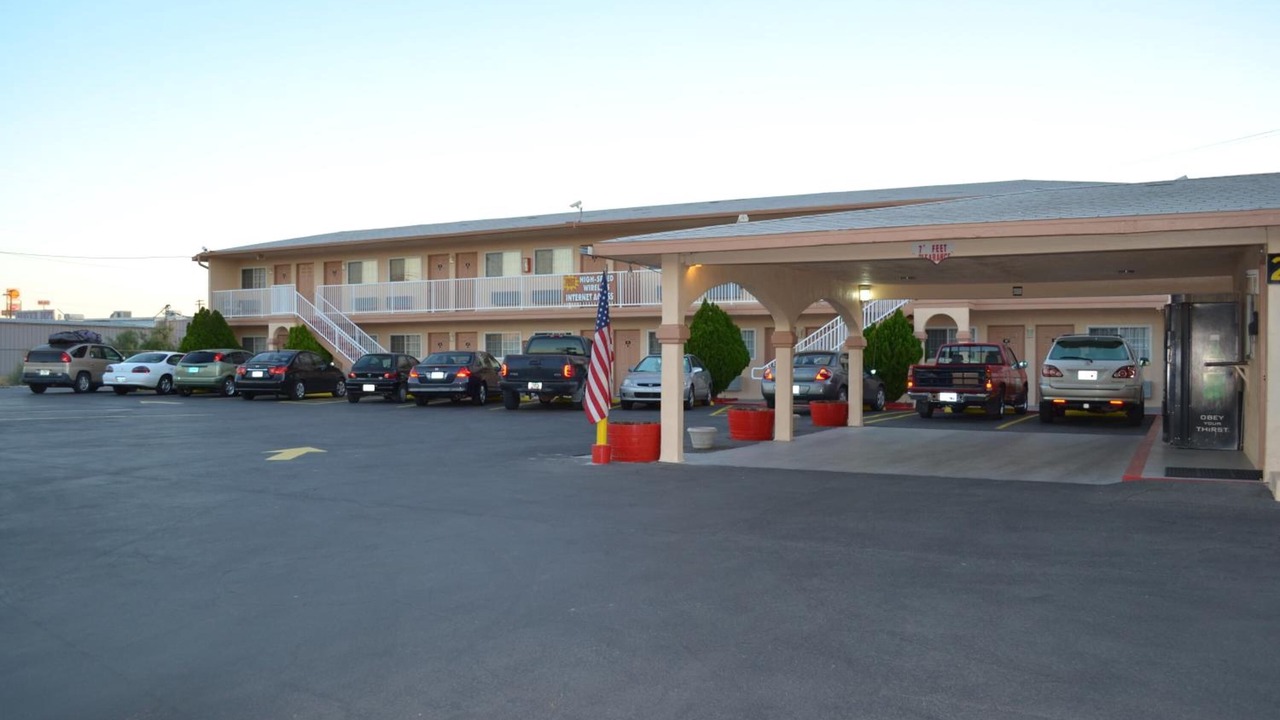 Photo of Outdoor in Needles