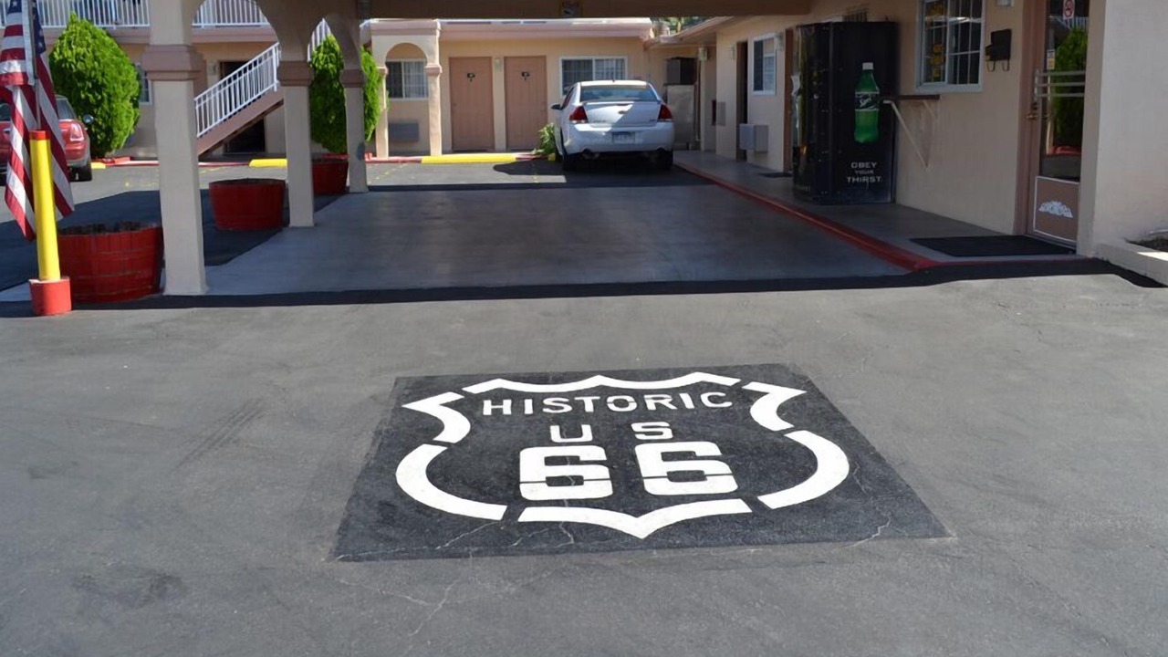 Photo of Outdoor in Needles