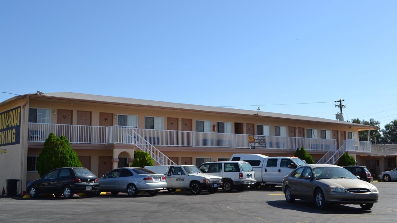 Photo of Outdoor in Needles