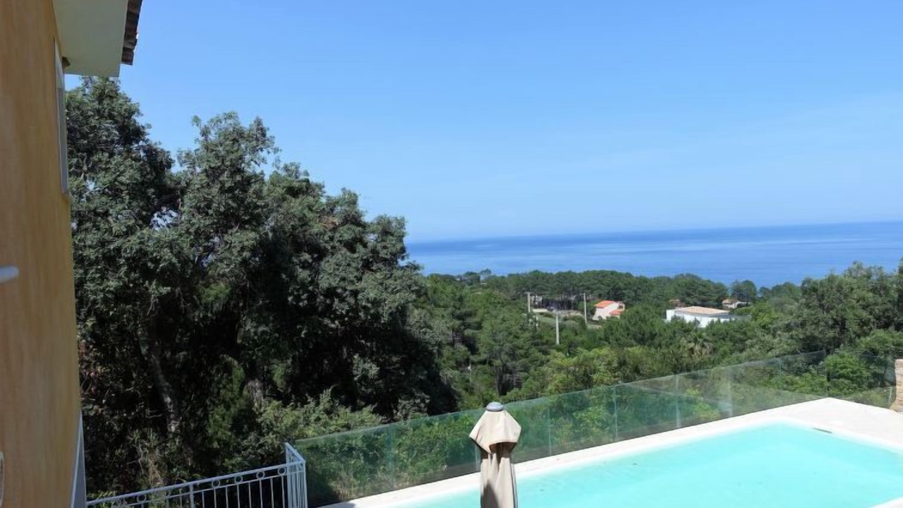 Photo of Others in Favone