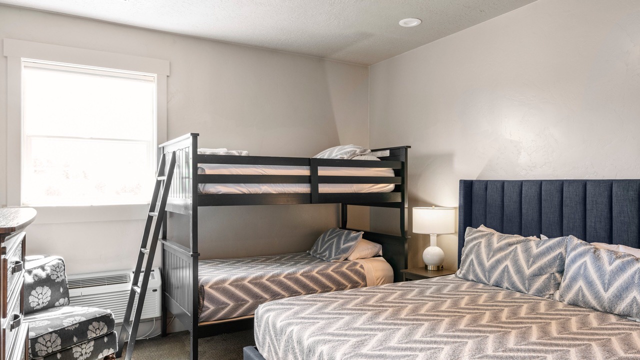 Photo of Bedroom in Garden City