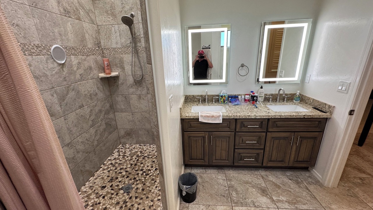 Photo of Bathroom in Rio Rico