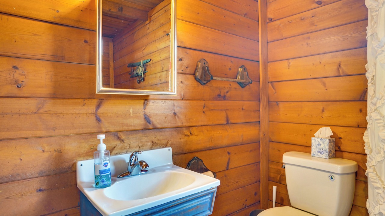 Photo of Bathroom in Brewery Gulch