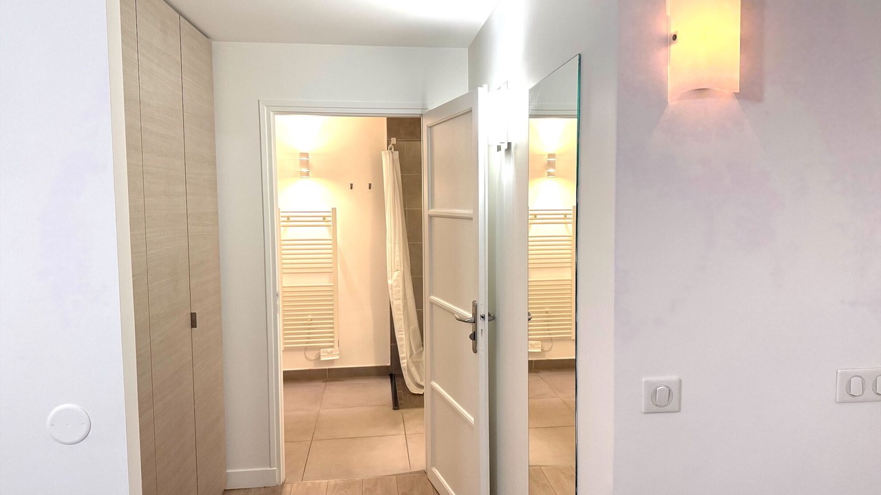 Photo of Bathroom in Chantiers