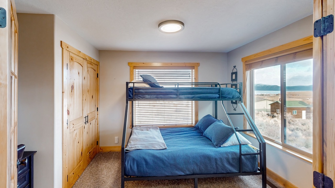 Photo of Bedroom in Sweetwater