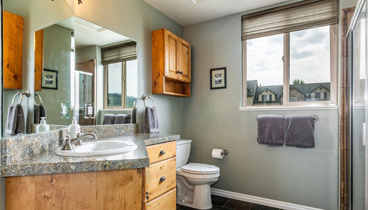 Photo of Bathroom in Eden