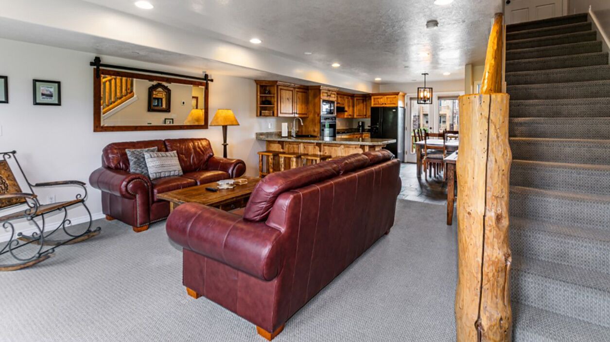 Photo of Livingroom in Eden