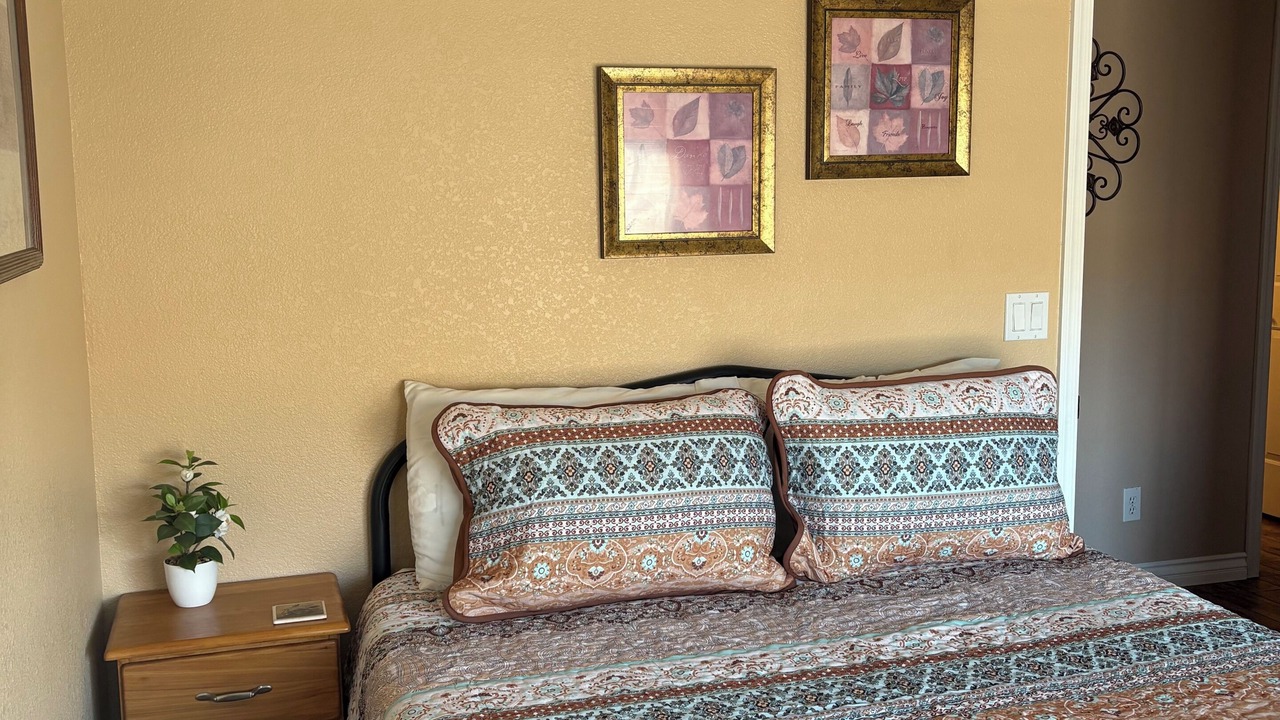 Photo of Bedroom in Sunridge Estates