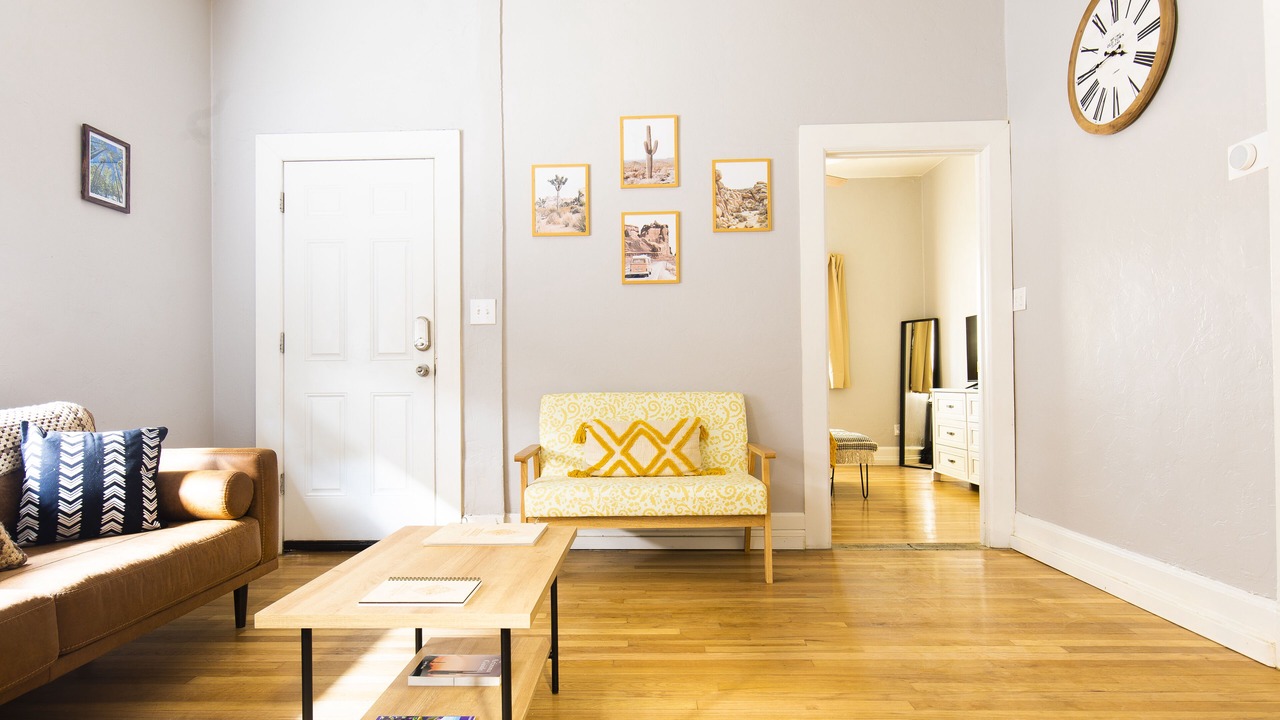 Photo of Livingroom in Iron Horse Historic District