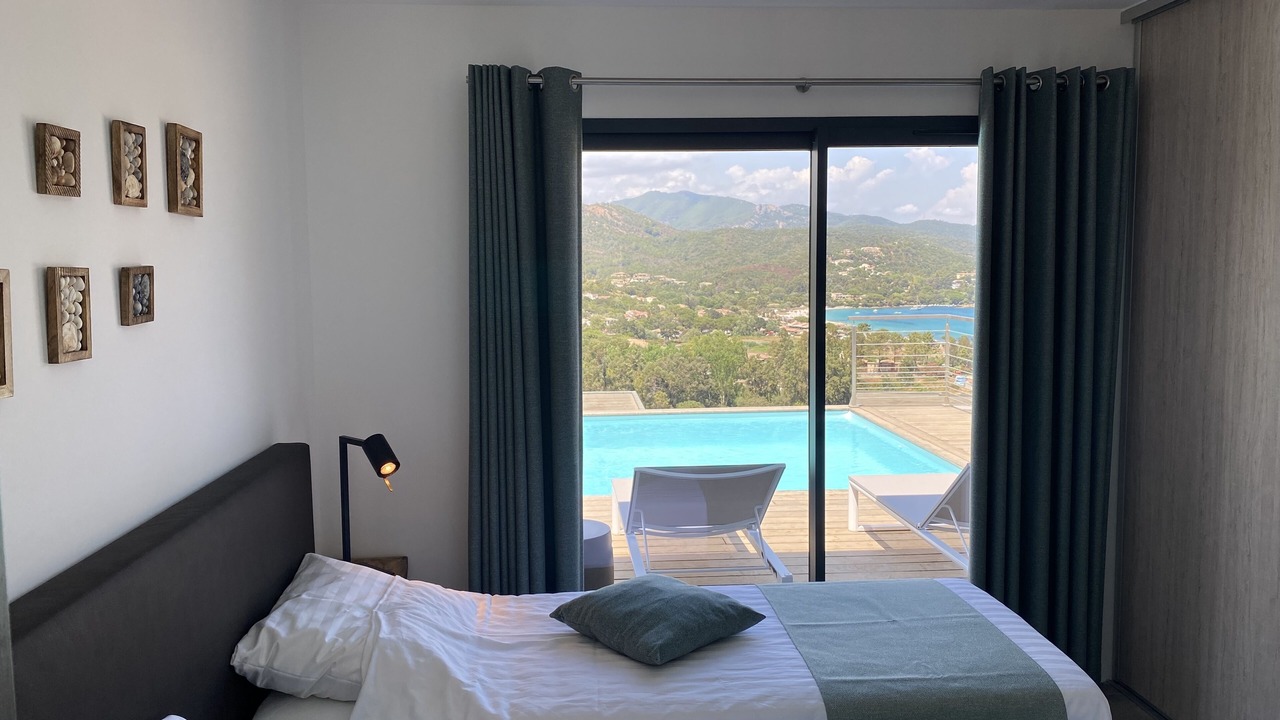 Photo of Bedroom in Favone