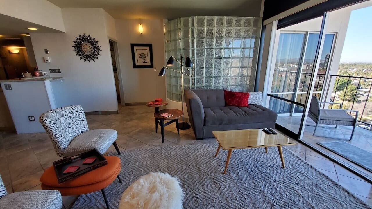 Photo of Livingroom in Roosevelt