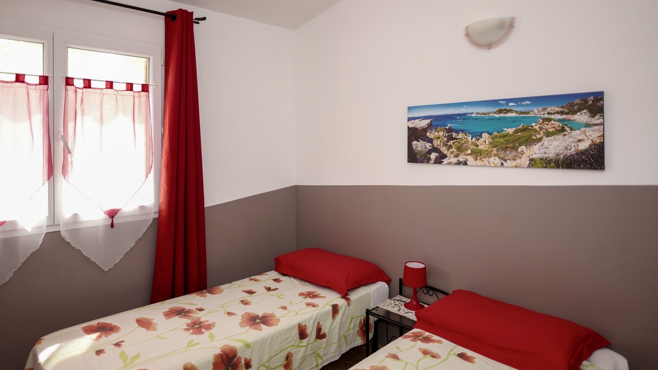Photo of Bedroom in Figari