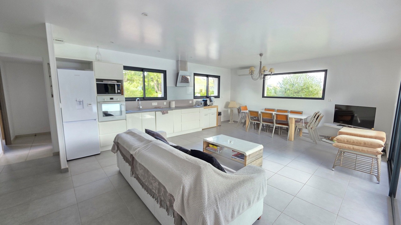 Photo of Livingroom in Pinarellu