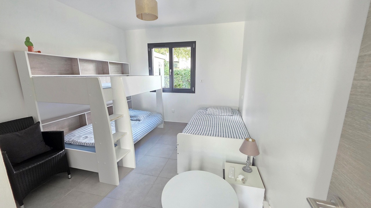 Photo of Bedroom in Pinarellu