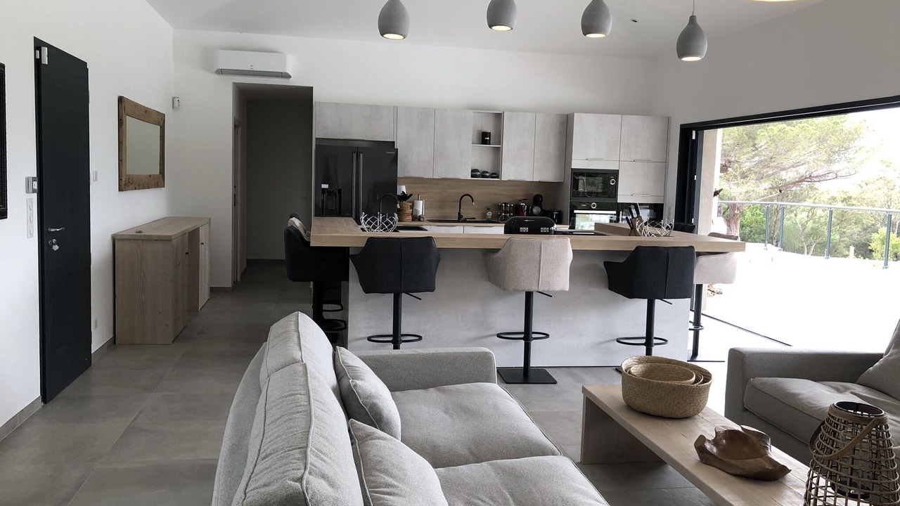 Photo of Livingroom in Cirendinu