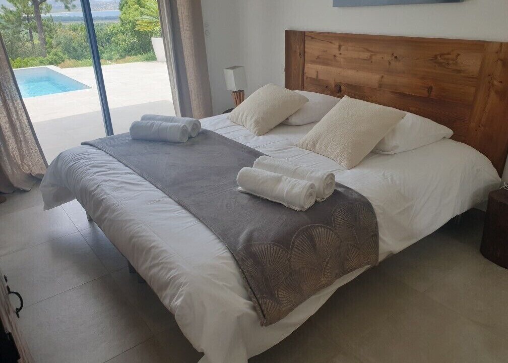 Photo of Bedroom in Cirendinu