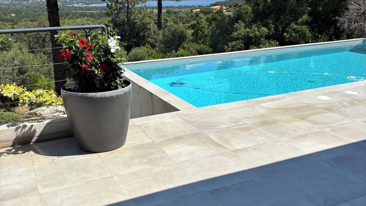 Photo of Outdoor in Cirendinu