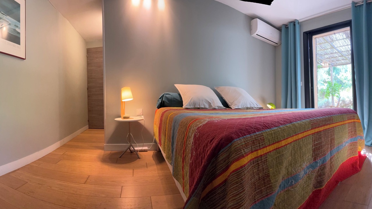 Photo of Bedroom in Oletta